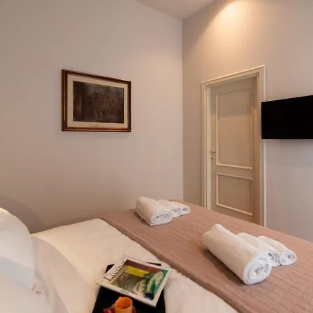 Palazzo Biasini By Postcardsfrom Pensionat 3*