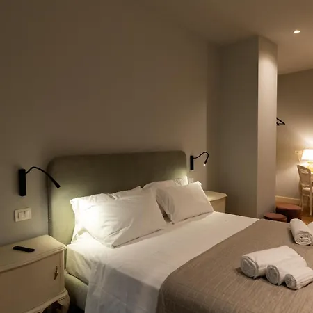 Palazzo Biasini By Postcardsfrom 3* Verona